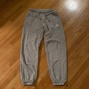 Gray Nike sweatpants